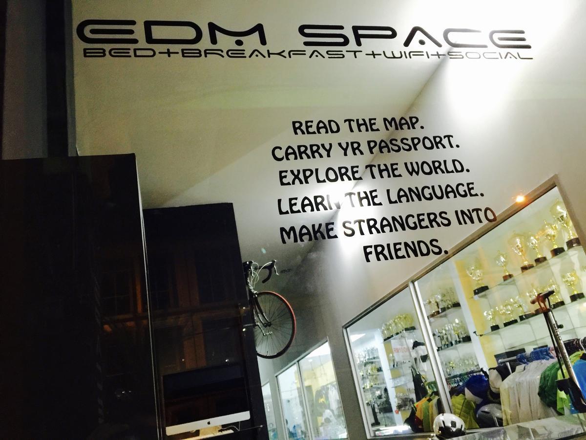 Edm Space Ipoh Exterior photo